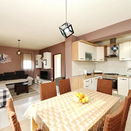 דירה Apartman Lana Maslenica *