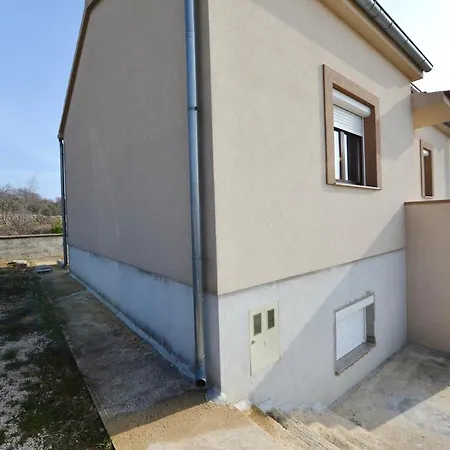 Apartman Lana Maslenica